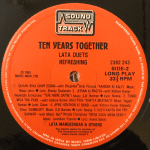 LataDuetsRefreshingLataMangeshkarUsedVinylLPRecord_image0_1692713928321.png