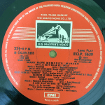 ManyMoreMemoriesSongsFromHindiFilmsMukeshUsedVinylLPRecord_image0_1691899970700.png