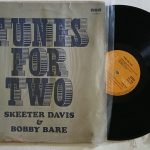 TunesForTwoSkeeterDavisUsedVinylLPRecord_image0_1698662643697.jpg