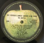 SgtPeppersLonelyHeartsClubBandTheBeatlesUsedVinylLPRecord_image1_1700923718005.jpg