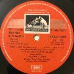 LoveStoryRDBurmanUsedVinylLPRecord_image0_1702796173652.jpg