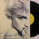 TrueBlueSuperClubMixMadonnaUsedVinylLPRecordNMJapanesePressing_image0_1714035979150.jpg