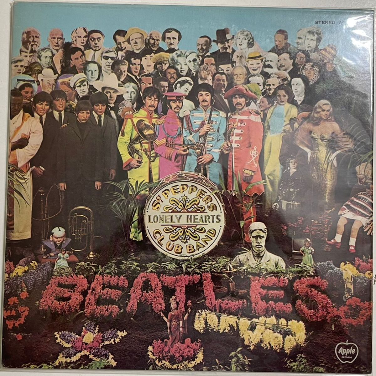 Sgt. Pepper's Lonely Hearts Club Band - The Beatles Used Vinyl LP Record (NM)  Japanese Pressing