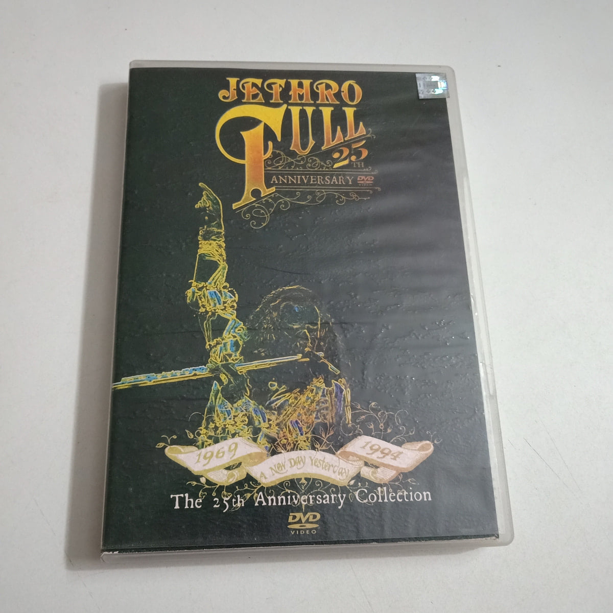 Jethro Tull - A New Day Yesterday  -  Preowned DVD